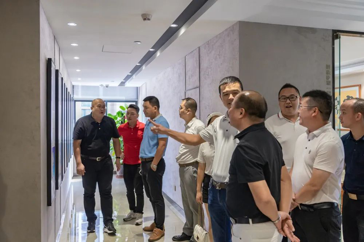 ݸľͷ̻ᣩ깤ίԱݰ˾ιָ